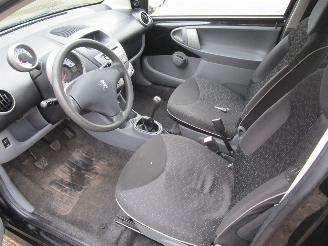 Peugeot 107 Airco Radio/CD picture 11