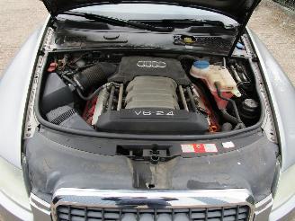 Audi A6 2.4 Sedan Navi Clima 6-Bak picture 11