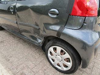 Peugeot 107 Airco Radio/CD 5-Drs picture 5