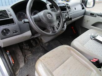 Volkswagen Transporter 2.0 TDI Airco picture 15