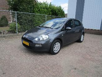 Unfallwagen Fiat Punto 1.2 Airco Radio/CD 5-Drs 2013/7