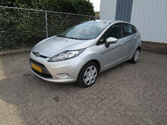 Vaurioauto  passenger cars Ford Fiesta 1.25 Airco Radio/CD 5-Drs 2010/12