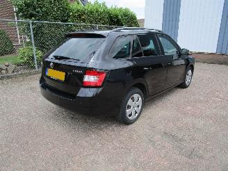 Skoda Fabia 1.2 TSI Clima Radio/CD picture 5