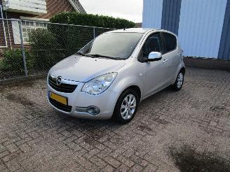 Schadeauto Opel Agila 1.0 Airco Radio/CD 2015/1