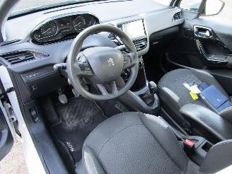 Peugeot 208 1.2 Navi Airco Parelmoer 5-Drs picture 17