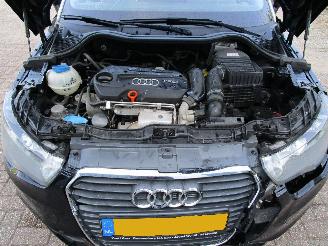 Audi A1 1.4 TFSI Automaat Navi Airco picture 13