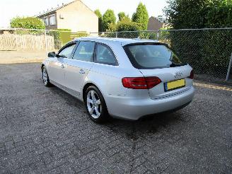 Audi A4 2.0 TDI Navi Schadevrij 6-Bak picture 2