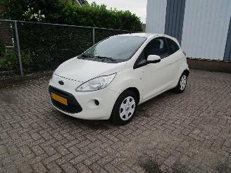 uszkodzony samochody osobowe Ford Ka Airco Radio/CD 2011/12