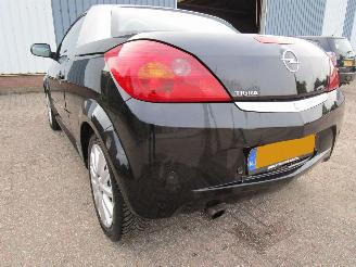 Opel Tigra 1.4 16V Automaat 73.000 KM Leder picture 7