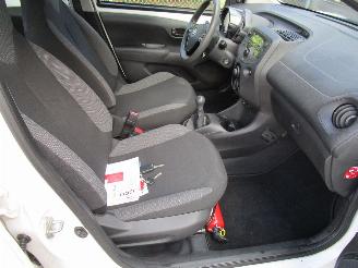 Toyota Aygo Airco Radio/CD 5-Drs picture 11