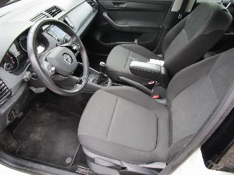 Skoda Fabia 1.0 TSI Navi Airco picture 17