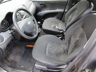Hyundai I-10 Radio/CD picture 16