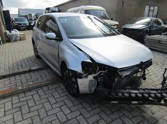 skadebil auto Volkswagen Polo 6R 2014/5