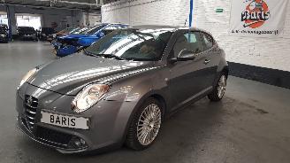 damaged passenger cars Alfa Romeo MiTo 1.4 TURBO AUT MULTI AIR 16V  BENZ 1.368CC 99KW 135PK... 2011/1