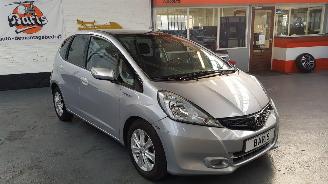 Honda Jazz 1.3 VTEC 16V HYBRID AUT  ELEKTRISCH BENZ 1.339CC 75KW 102PK picture 3