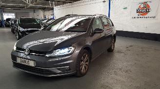 damaged passenger cars Volkswagen Golf 1.4 TSI BLUEMOTION TECHNOLOGY 16V  BENZ 1.395CC 92KW 125PK 2017/10