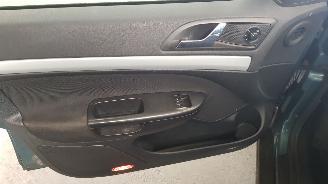 Skoda Octavia 1.6 MPI  BENZ 1.598 CC 75 KW 102 PK SEDAN picture 7