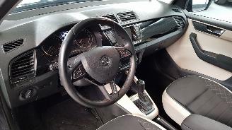 Skoda Fabia 1.2 TSI 16V AUT GREENTECH COMBI 4DRS BENZ 1.197CC 81KW 11OPK picture 11