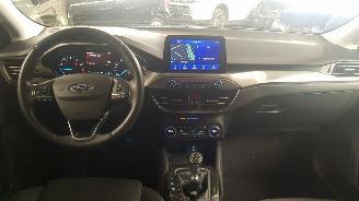 Ford Focus 1.5 ECOBOOST 12V COMBI  BENZ 1.496CC 110KW 150PK picture 8
