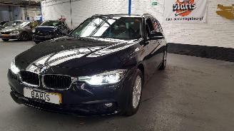 skadebil auto BMW 3-serie 320D 2.0 16V COMBI DSL 1.995CC 140KW 190PK 2017/1