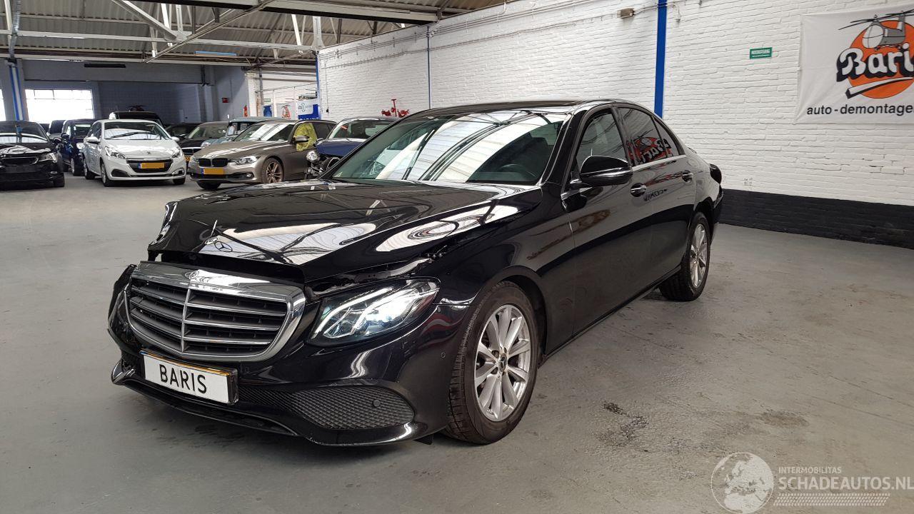 Mercedes E-klasse E-200D 1.6 TURBO 16V AUT SEDAN 4DRS DSL 1.598CC 118KW 160PK