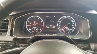 Volkswagen Polo 1.0 TSI 12V AUT R LINE BLUEMOTION 4DRS BENZ 999CC 85KW 116PK picture 9