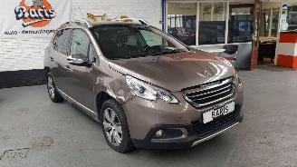 škoda osobní automobily Peugeot 2008 1.2 VTI 12V AUT  PURETECH MPV  BENZ 1.199CC 60KW 82PK 2014/7