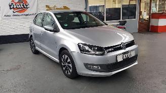 škoda osobní automobily Volkswagen Polo 1.0 TSI 12V BLUEMOTION  BENZ 999CC 70KW 95PK 2015/10