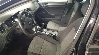 Volkswagen Golf 1.6 TDI BLUEMOTION 16V COMBI  DSL 1.598CC 81KW 110PK picture 10