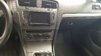 Volkswagen Golf 1.6 TDI BLUEMOTION 16V COMBI  DSL 1.598CC 81KW 110PK picture 11