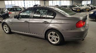 BMW 3-serie 318i 16V SEDAN 4DRS BENZ 1.995CC 105KW 143PK picture 6