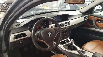 BMW 3-serie 318i 16V SEDAN 4DRS BENZ 1.995CC 105KW 143PK picture 11