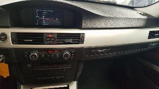BMW 3-serie 318i 16V SEDAN 4DRS BENZ 1.995CC 105KW 143PK picture 12