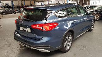 Ford Focus 1.0 Ti-VCT ECOBOOST 12V COMBI  BENZ 999CC 92KW 125PK picture 5