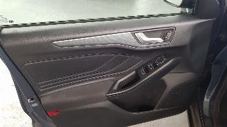 Ford Focus 1.0 Ti-VCT ECOBOOST 12V COMBI  BENZ 999CC 92KW 125PK picture 9