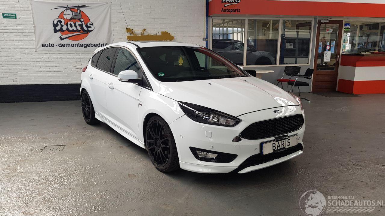 Ford Focus 1.5 ECOBOOST 16V AUT BENZ 1.498CC 134KW 182PK