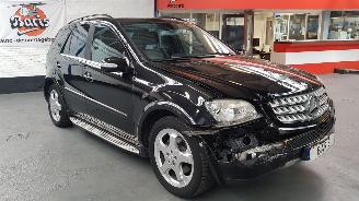 Coche accidentado Mercedes ML 3.5 350 4-MATIC V6 24V SUV  BENZ 3.498CC 200KW 272PK 4x4 2007/8