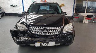 Mercedes ML 3.5 350 4-MATIC V6 24V SUV  BENZ 3.498CC 200KW 272PK 4x4 picture 2