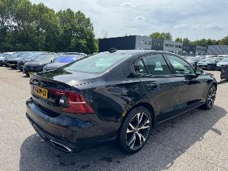  Volvo S-60 2.0 Recharge T6 AWD Core AUTOMAAT 2023/6