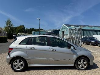 Mercedes B-klasse 200 Turbo AUTOMAAT picture 6