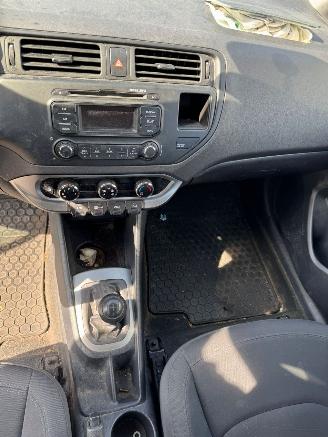 Kia Rio 1.2 CVVT Comfort Pack picture 16