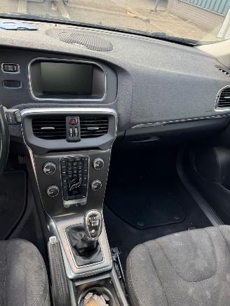 Volvo V-40 1.6 D2 Kinetic BJ 2013 422.898 KM picture 12