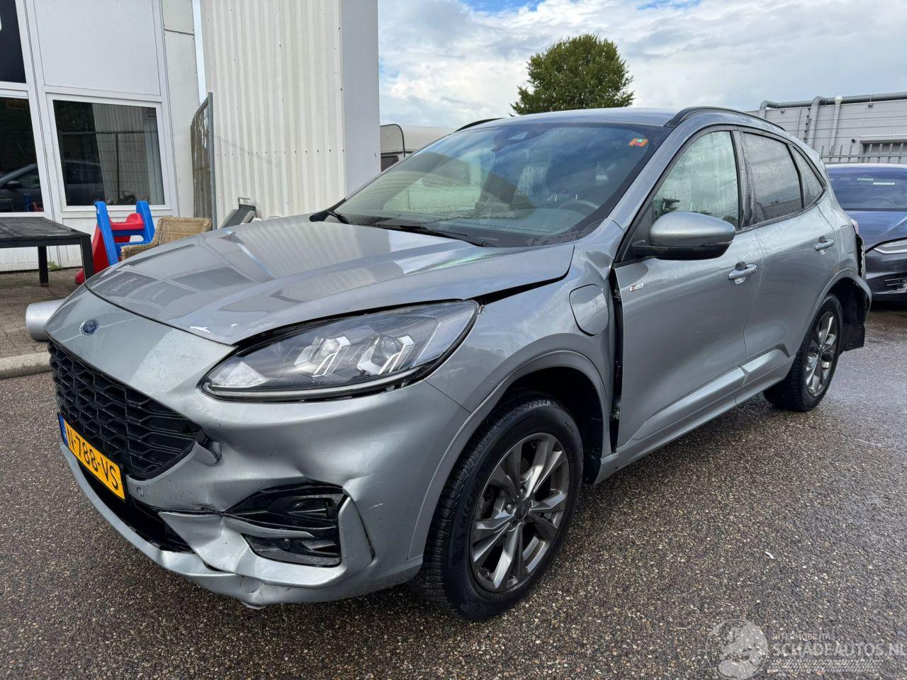 Ford Kuga 2.5 PHEV Titanium X BJ 2022 151.768 KM