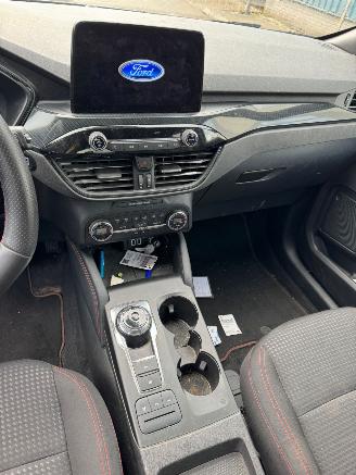Ford Kuga 2.5 PHEV Titanium X BJ 2022 151.768 KM picture 9