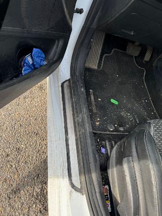 Kia Cee d Sportswagon 1.6 AUTOMAAT GDI PHEV DynamicPlusLine BJ 2023 picture 18