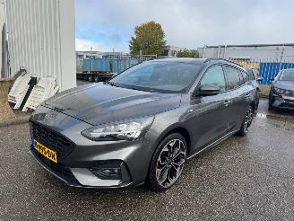 Auto incidentate Ford Focus Wagon 1.5 EcoBoost ST Line Business AUTOMAAT 2020/1