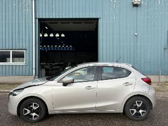 Mazda 2 1.5 AUTOMAAT SkyActiv-G 90 Centre-Line BJ  2023 44.763 KM picture 2