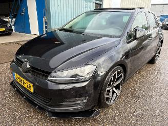 Auto incidentate Volkswagen Golf 1.4 AUTOMAAT TSI ACT Highline BJ 2013 269.074 KM 2013/10