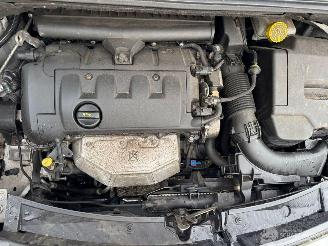 Citroën DS3 1.4 Chic BJ 2010 255.955 KM picture 15