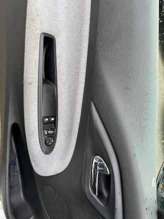 Renault Zoé R135 AUTOMAAT Zen 52 kWh BJ 2020 104.361 KM picture 11